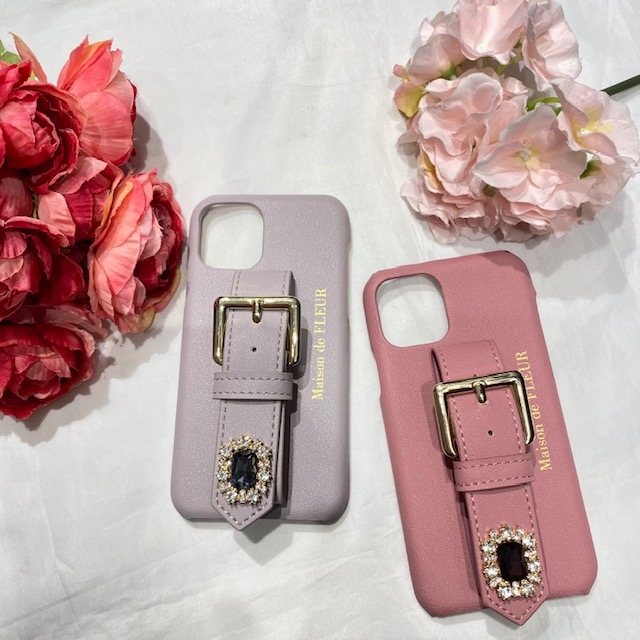 送料無料 いくらから 大人気】ビジューバックルベルトiPhoneケース✿ | ド メゾン アクセサリー